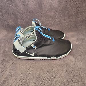 Nike Air Zoom Pulse Nurse Medical Shoes Black Teal Slip On Sneakers.